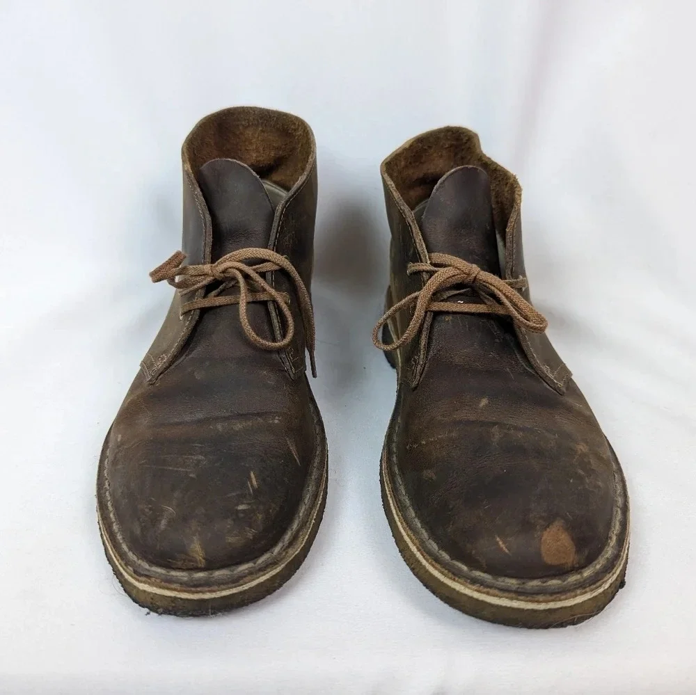 Clarks 8 Originals Desert Chukka Boots Brown Leather Beeswax Lace Up Dress Shoes